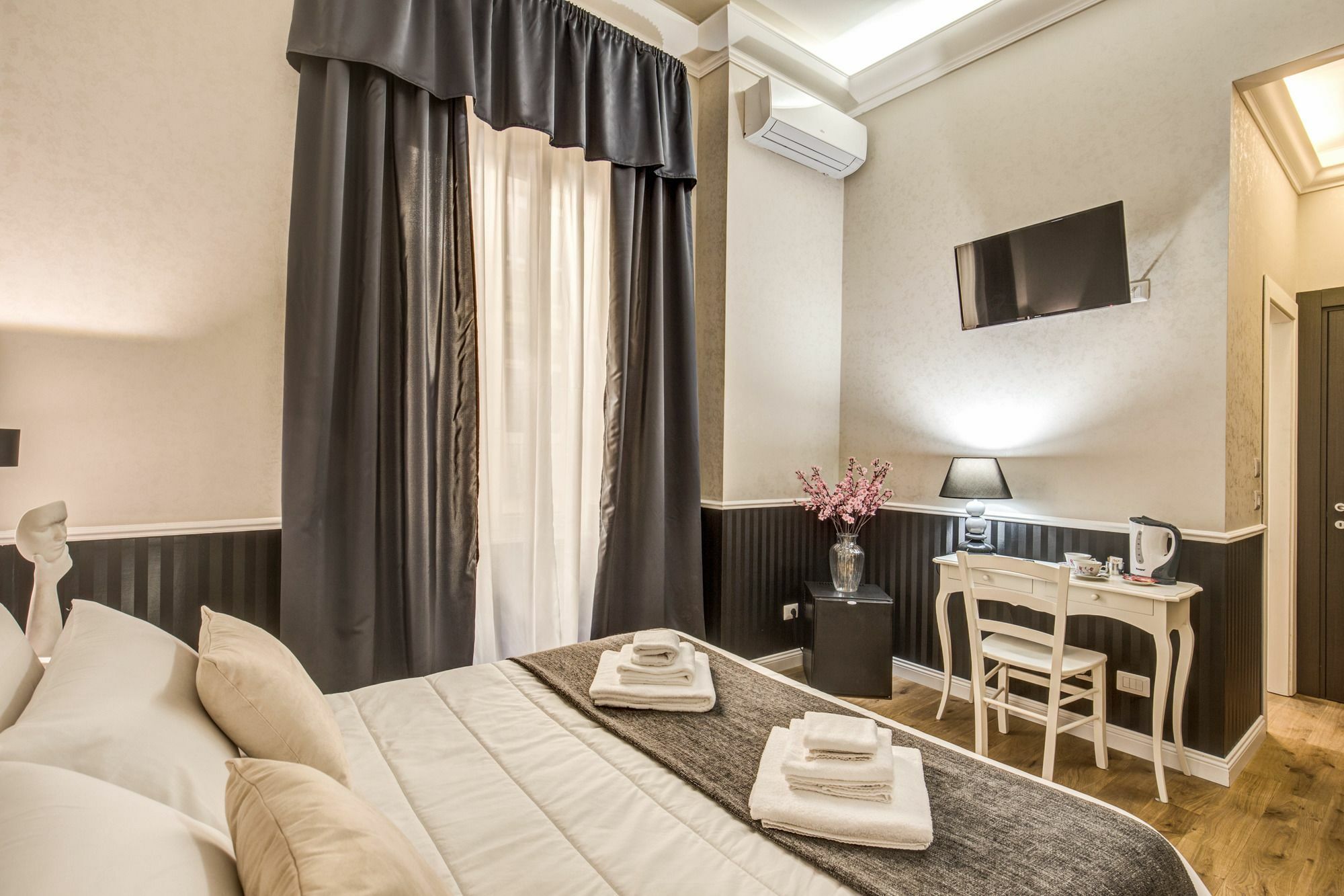 Suite In Rome Veneto Ngoại thất bức ảnh